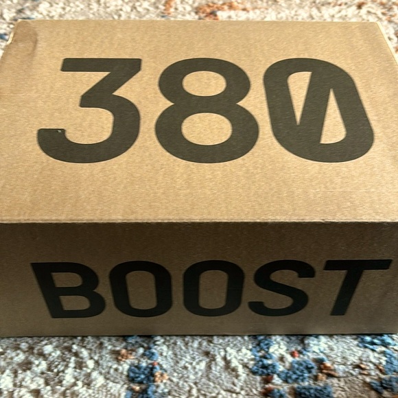 Yeezy Boost 380. US 8 1/2. BRAND NEW, in original box. - Picture 1 of 7